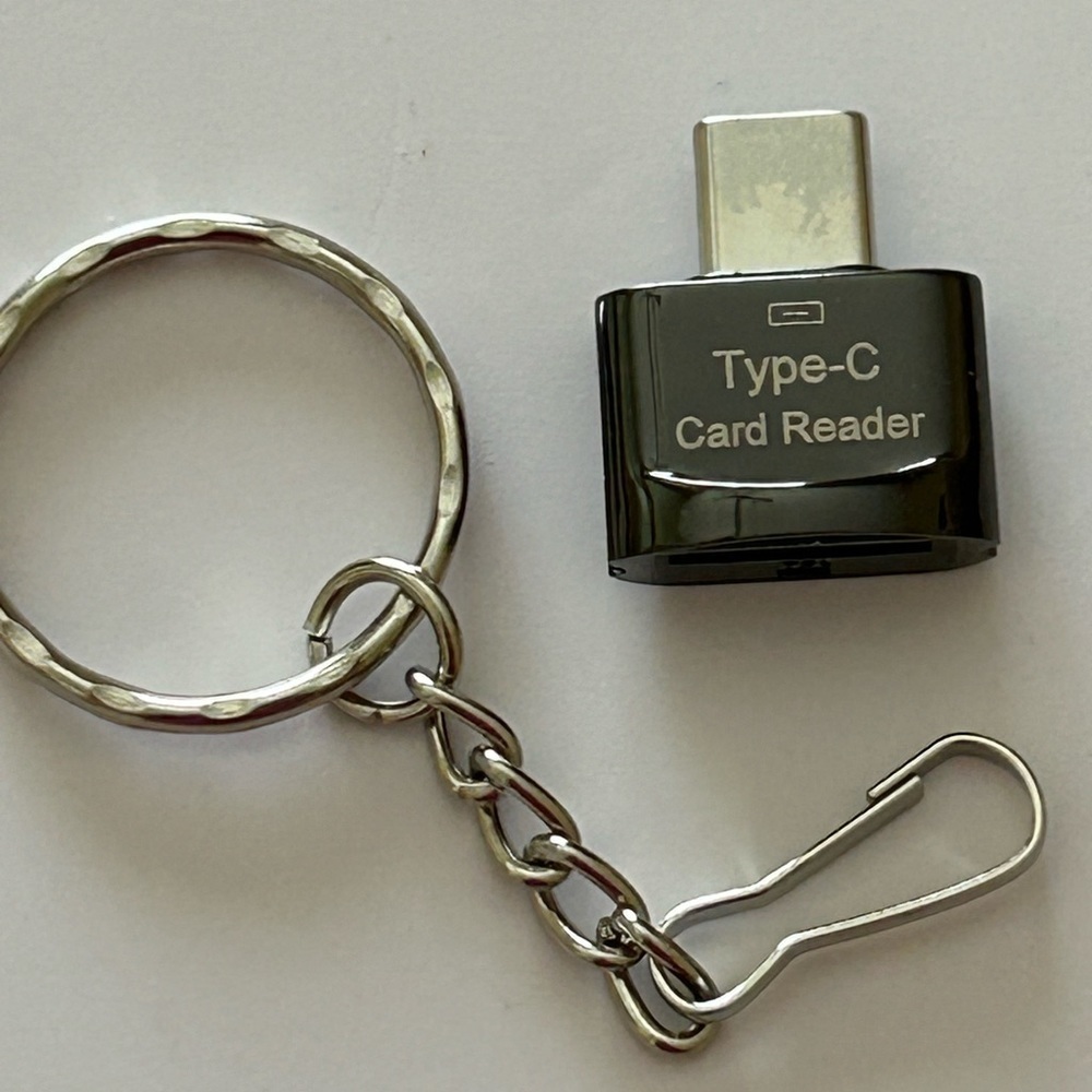 Mini USB-C SD Card Reader with Key Chain - BRAND NEW - Picture 4 of 6